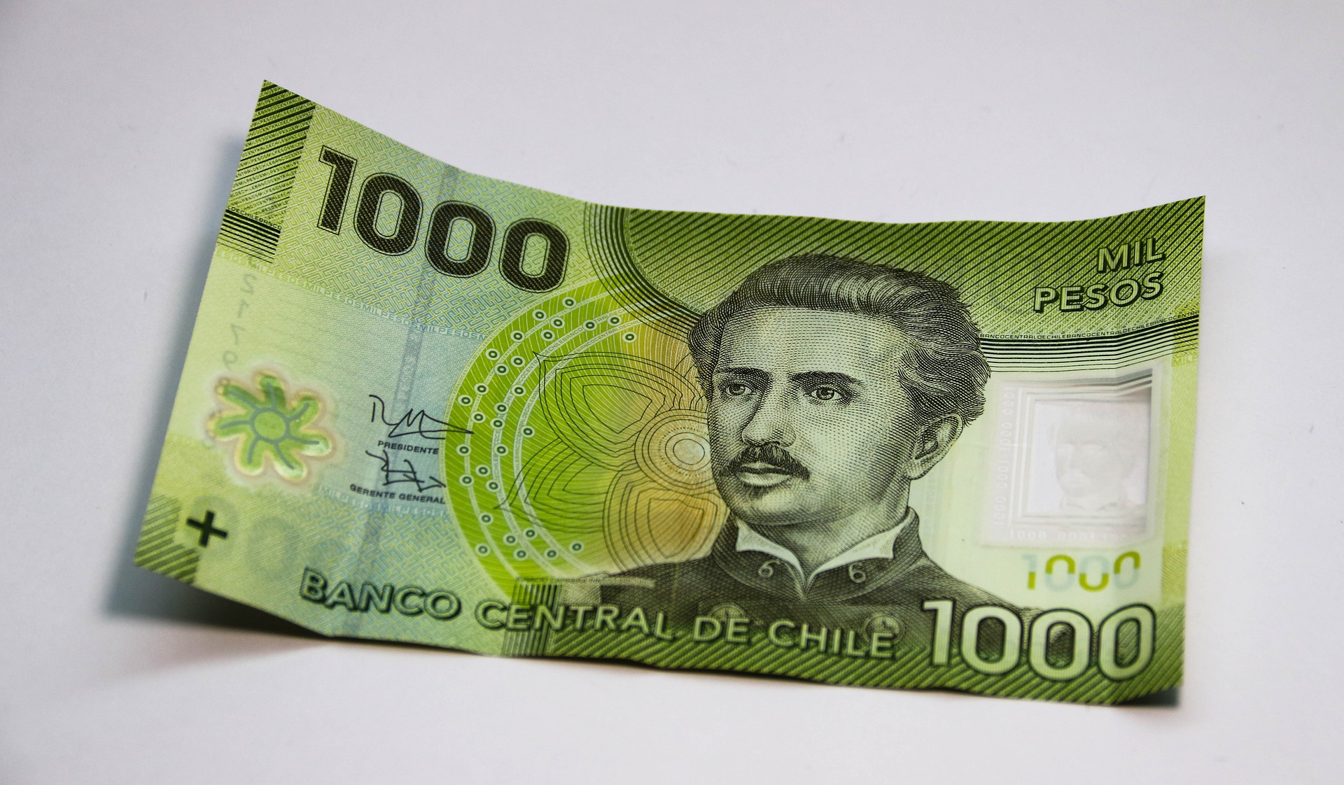 dinheiro-chileno